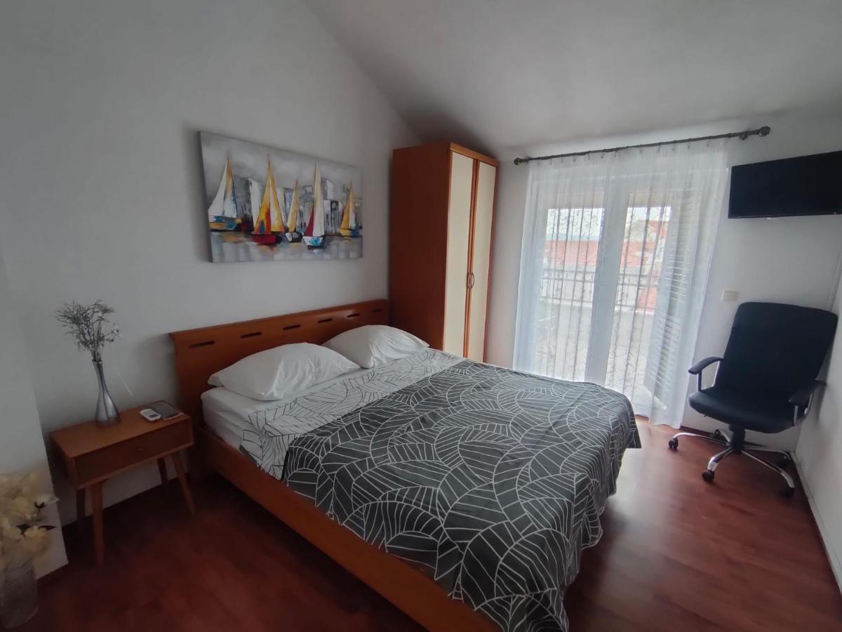 Baska Voda - Apartmani Vesna Δωμάτιο φωτογραφία