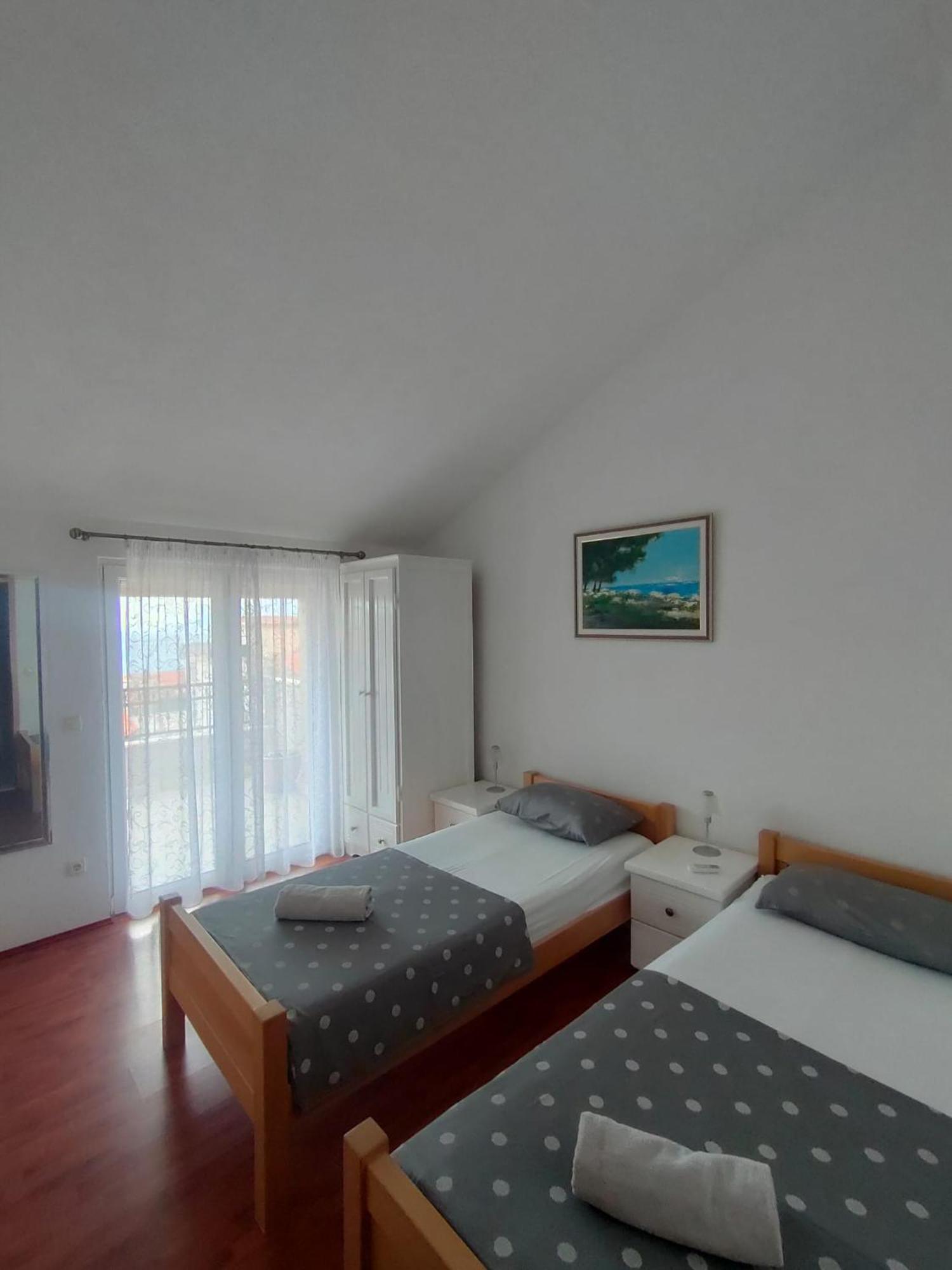Baska Voda - Apartmani Vesna Δωμάτιο φωτογραφία